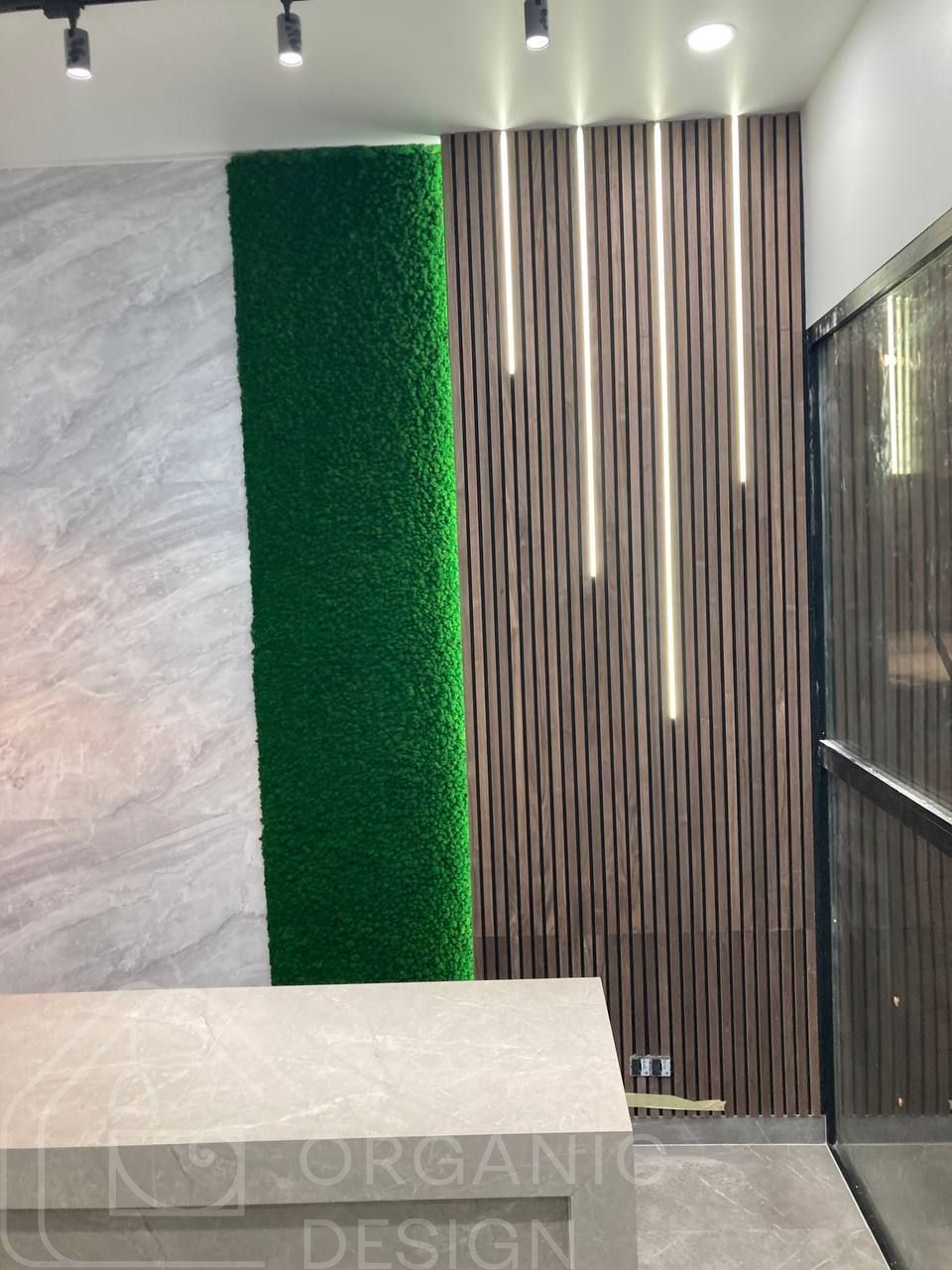 Vertical Greening - Decorative Moss, Plants and Flowers - Custom Made